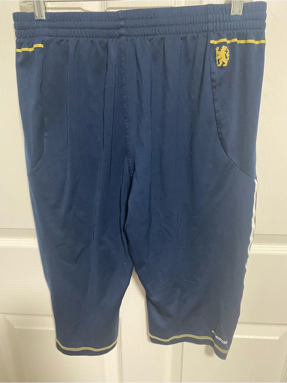 Vintage adidas Chelsea FC Navy Mens 3/4 Soccer pants with Gold Trim